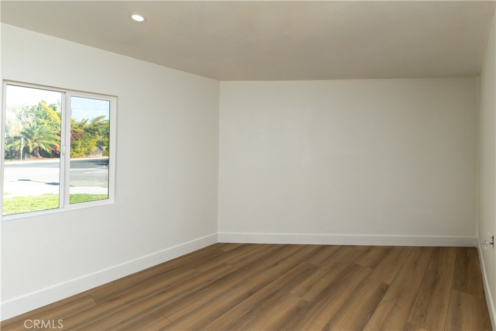 MLS #DW25274006 image #11