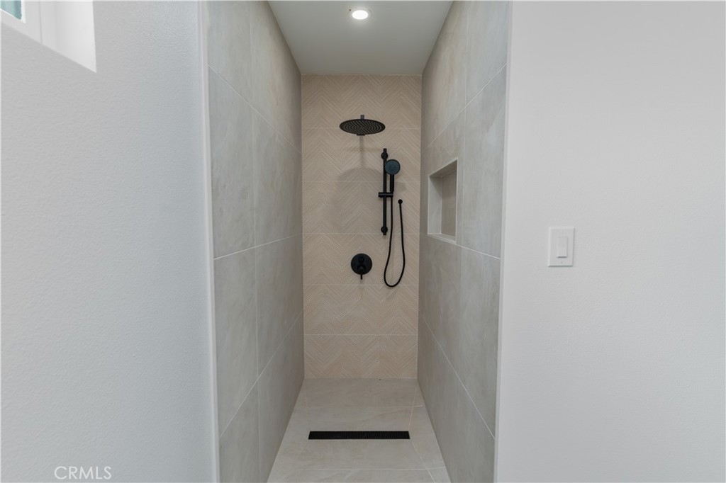 MLS #DW25274006 image #13