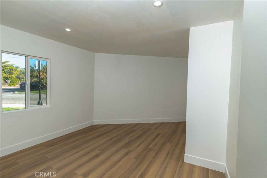 MLS #DW25274006 image #17