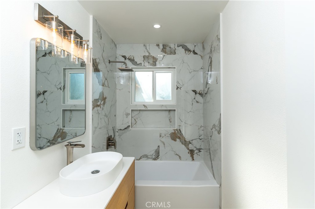 MLS #DW25274006 image #7