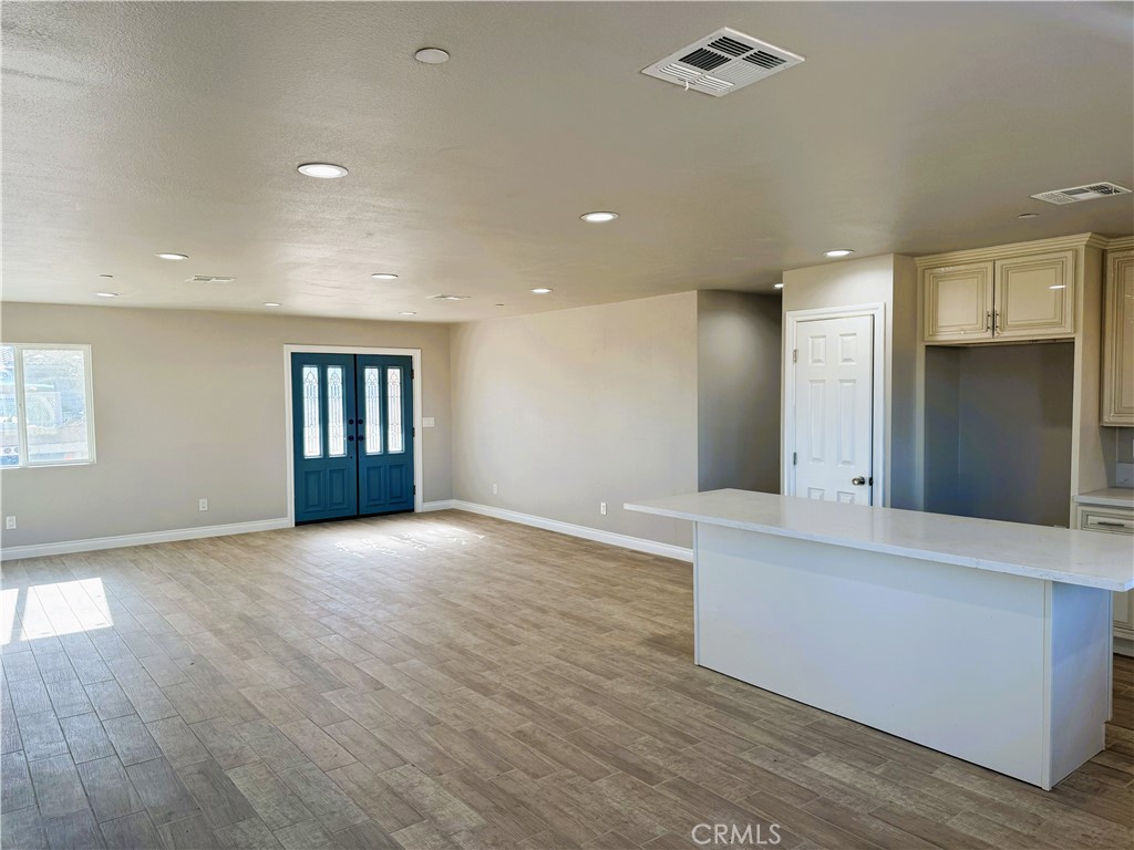 MLS #DW25274402 image #3