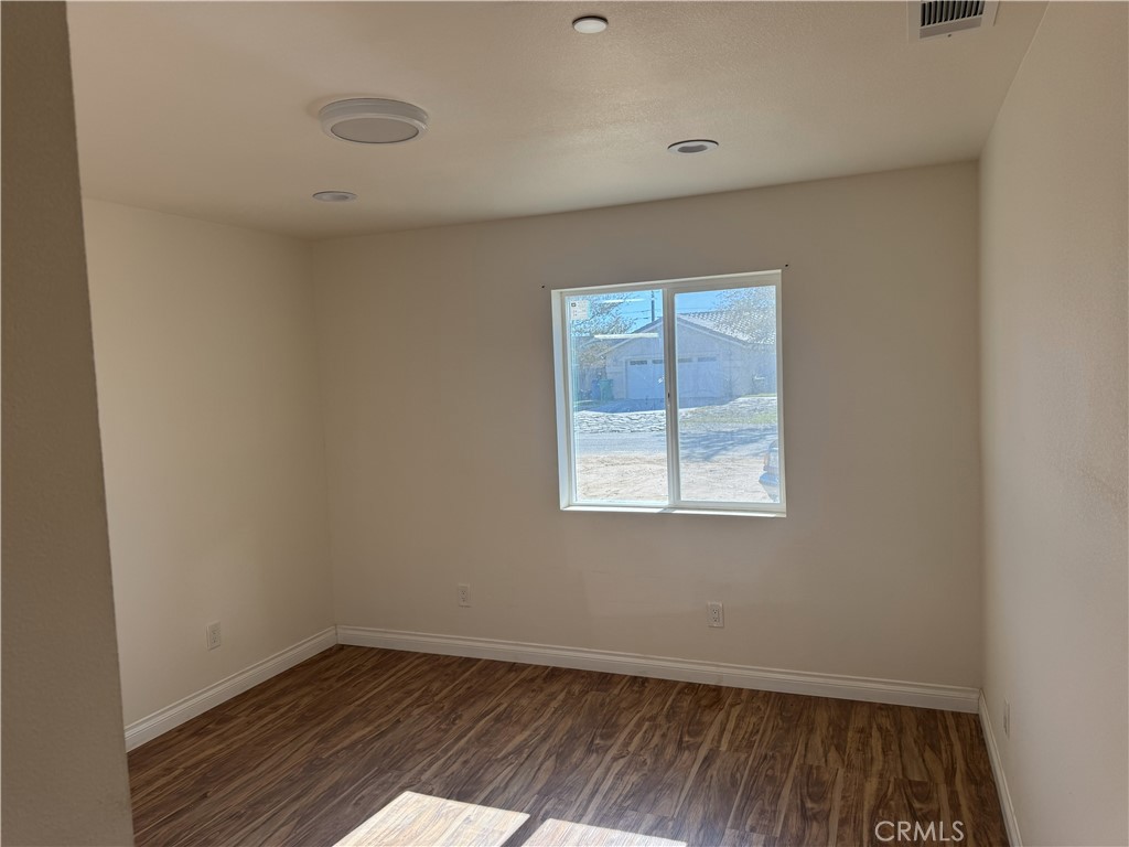 MLS #DW25274402 image #8