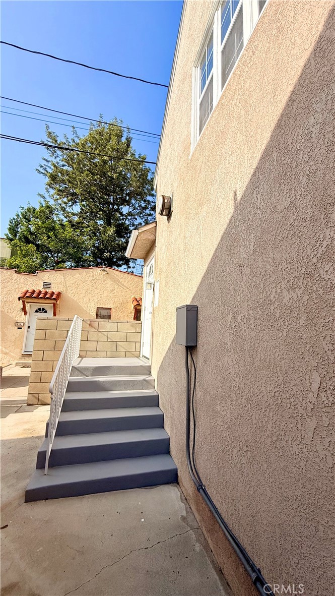 MLS #DW25281350 image #1