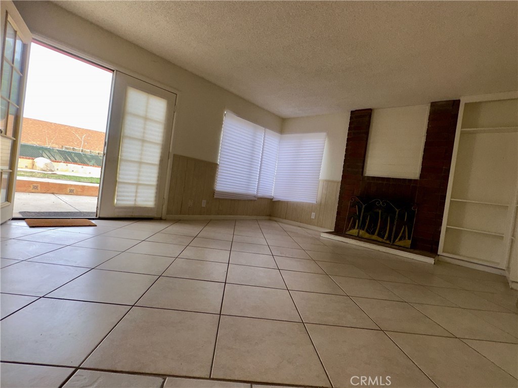 MLS #DW25282126 image #6