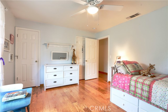 MLS #FR25084985 image #15