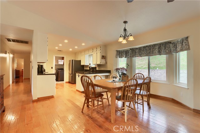 MLS #FR25084985 image #9