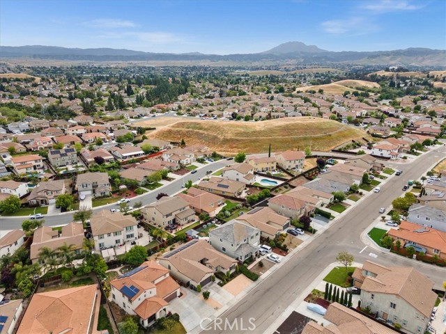 MLS #FR25095098 image #0