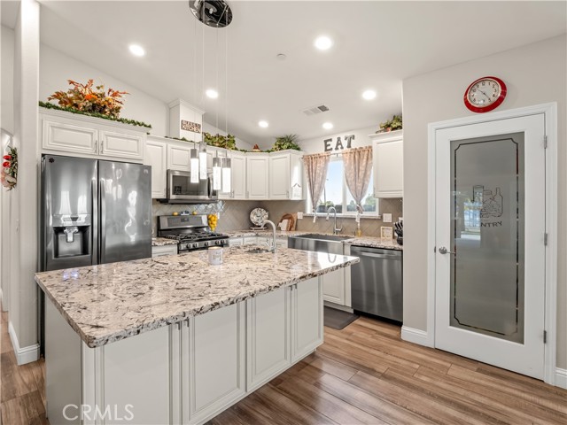 MLS #FR25095464 image #20