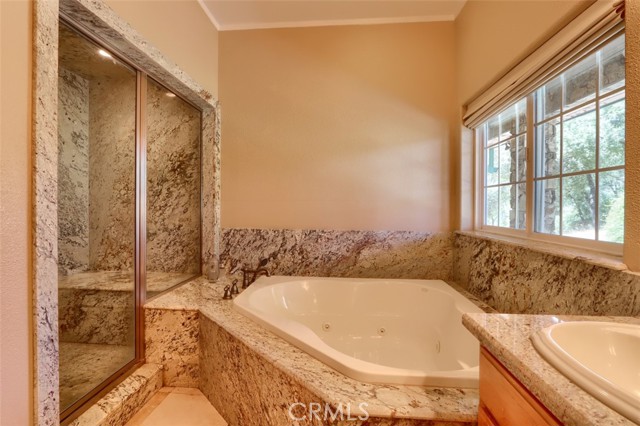 MLS #FR25134105 image #37