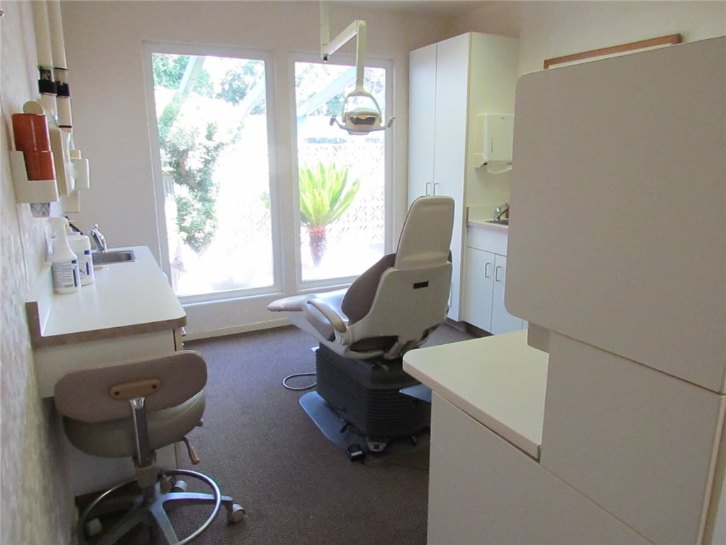 MLS #FR25161993 image #27