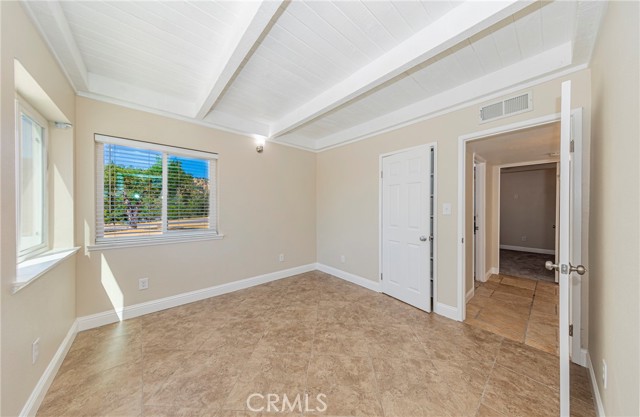 MLS #FR25164092 image #6