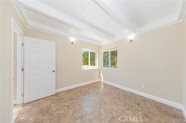 MLS #FR25164092 image #7