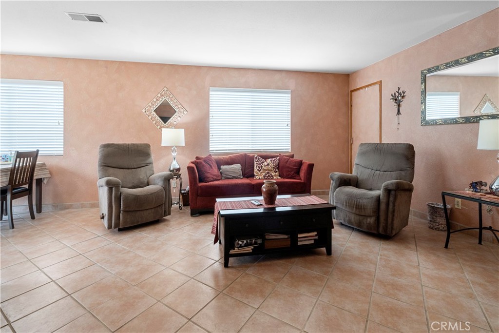 MLS #FR25216469 image #13