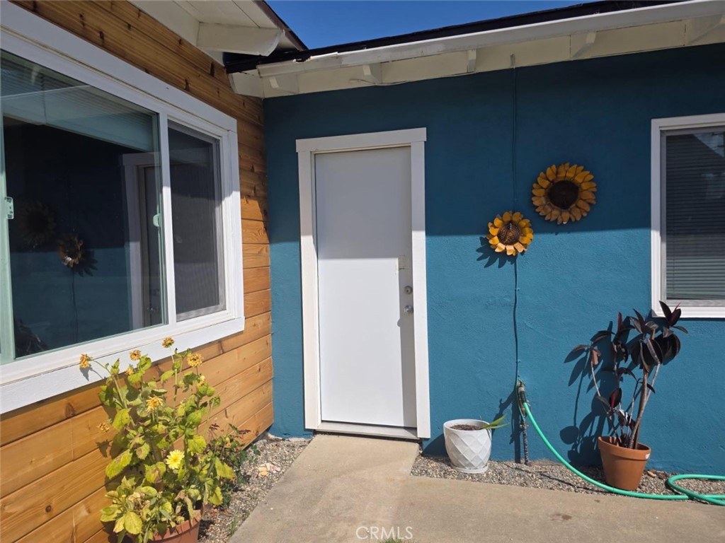 MLS #FR25218121 image #2