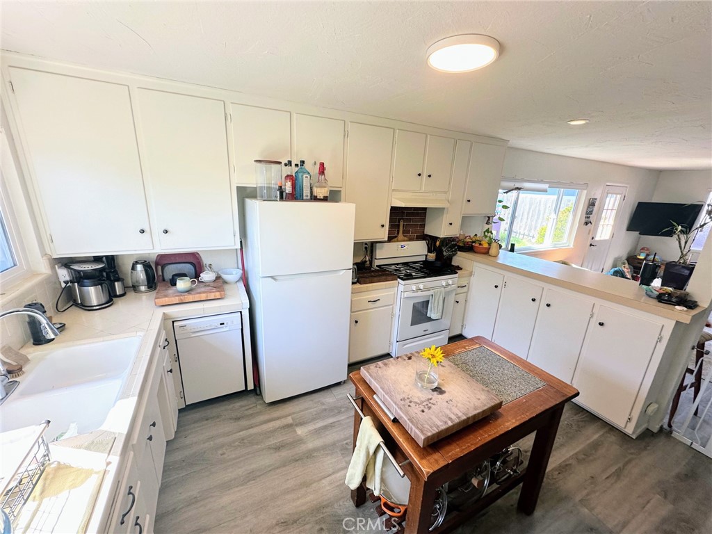 MLS #FR25218121 image #6