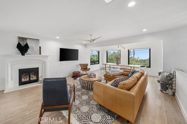 MLS #FR25222961 image #5