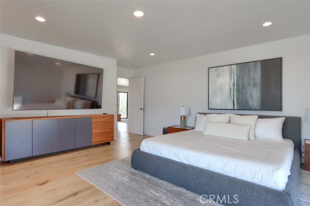 MLS #FR25225477 image #43