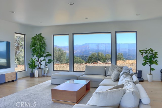 MLS #FR25225477 image #7