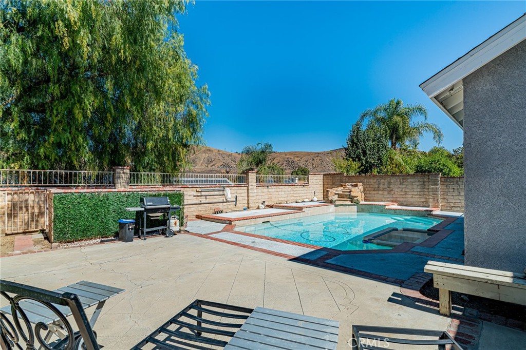 MLS #FR25233670 image #33