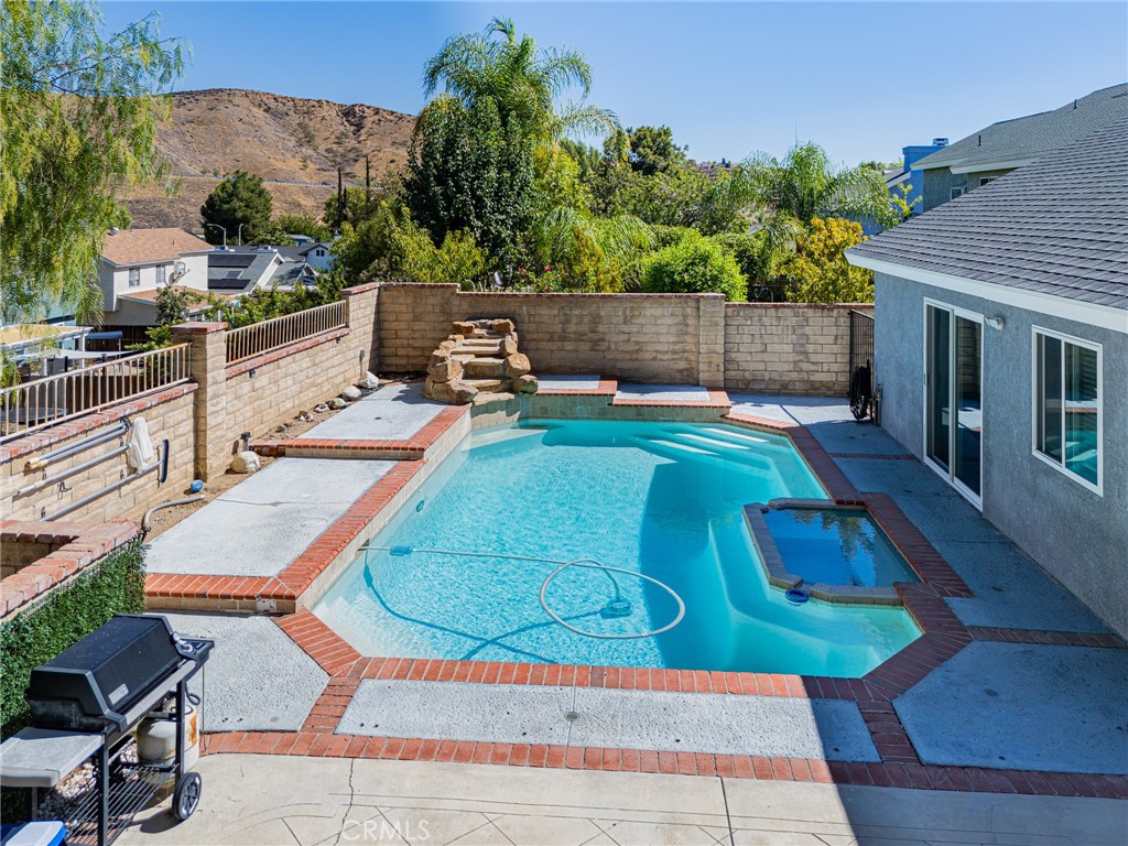 MLS #FR25233670 image #38