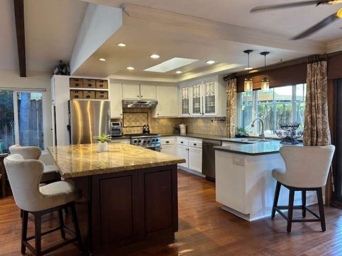 MLS #FR25236715 image #2