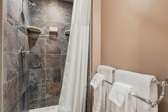 MLS #FR25240971 image #35