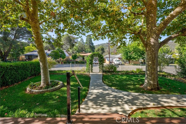 MLS #FR25240971 image #4