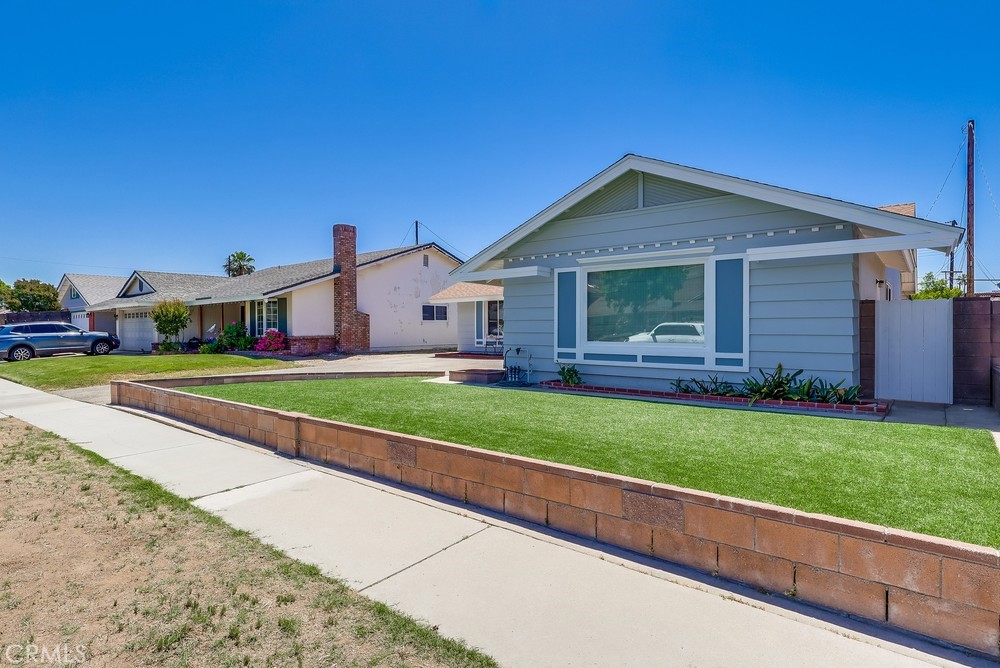 MLS #GD25109635 image #2