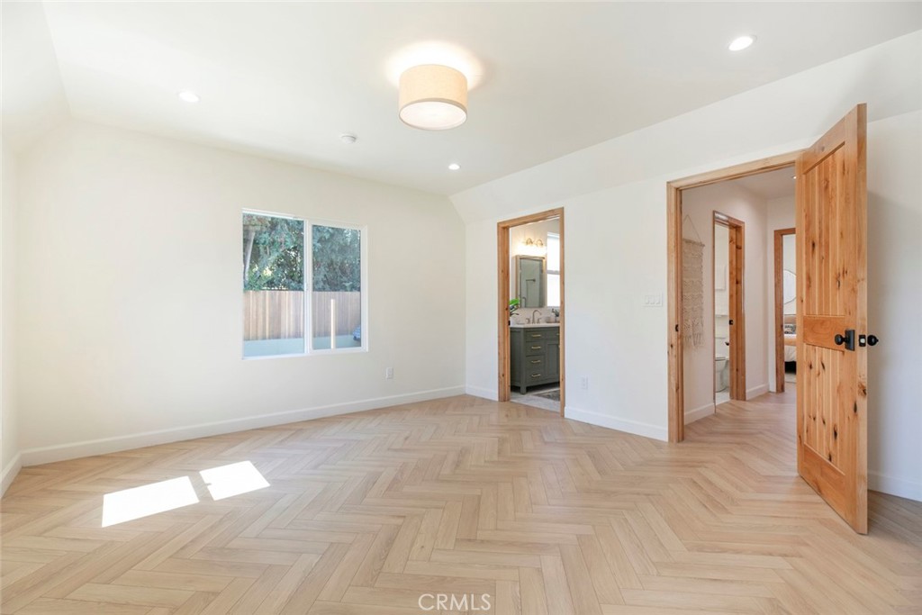 MLS #GD25190373 image #41