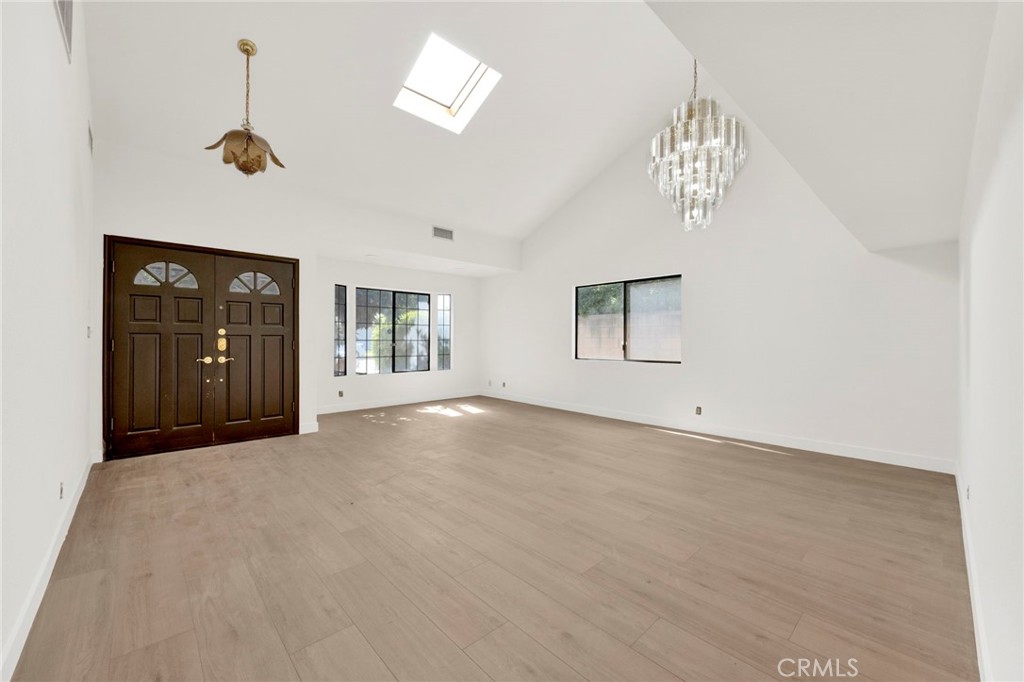 MLS #GD25241650 image #2