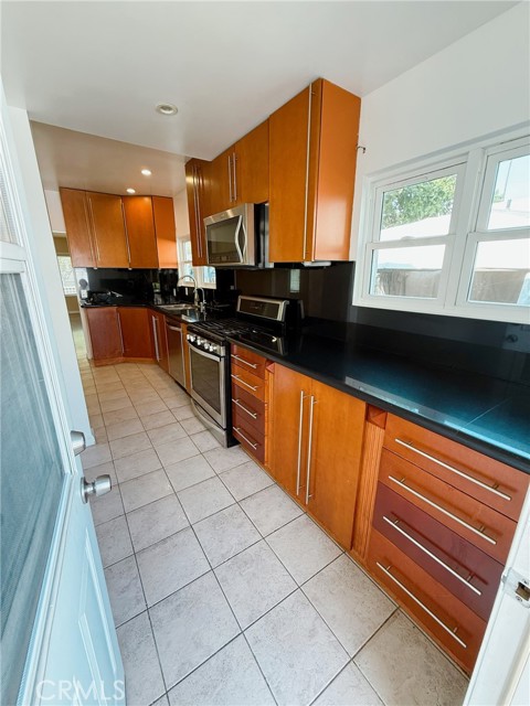 MLS #GD25252090 image #5