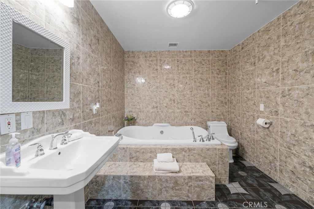 MLS #GD25253588 image #18