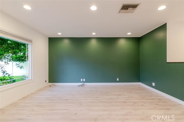 MLS #GD25262167 image #7