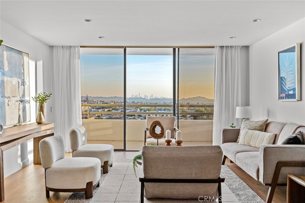 MLS #GD25268341 image #1