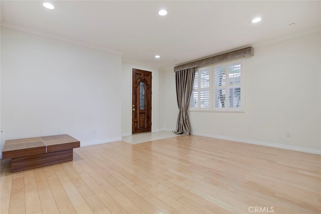 MLS #GD25270222 image #1