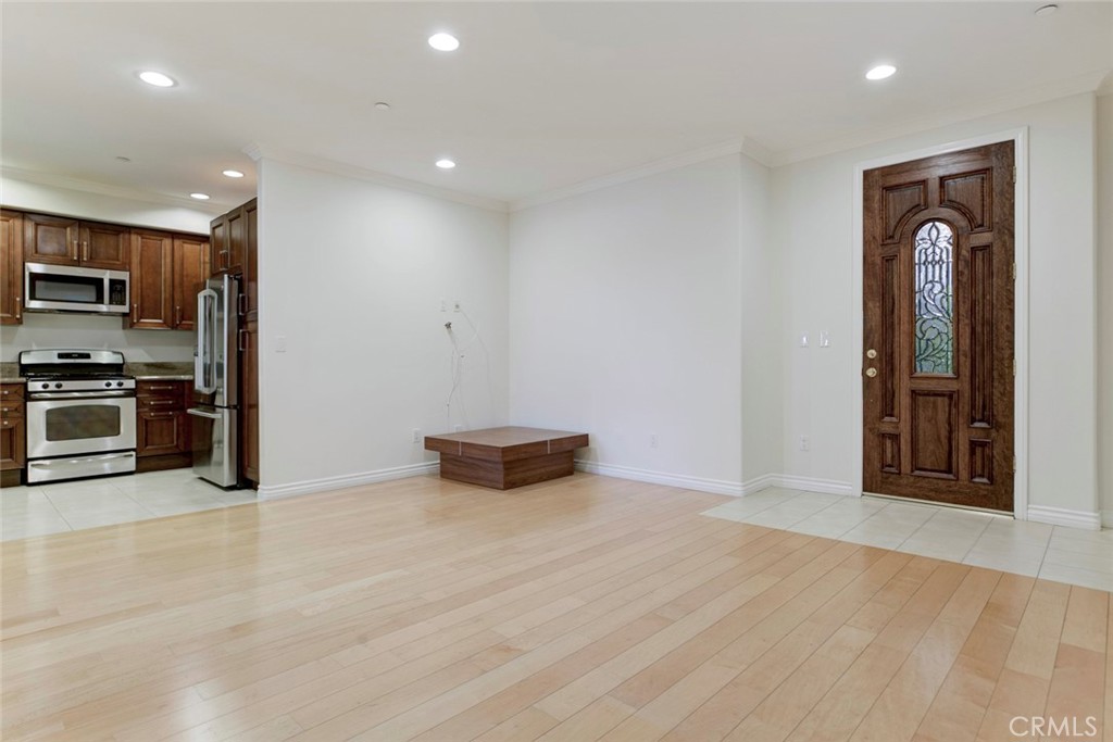 MLS #GD25270222 image #2