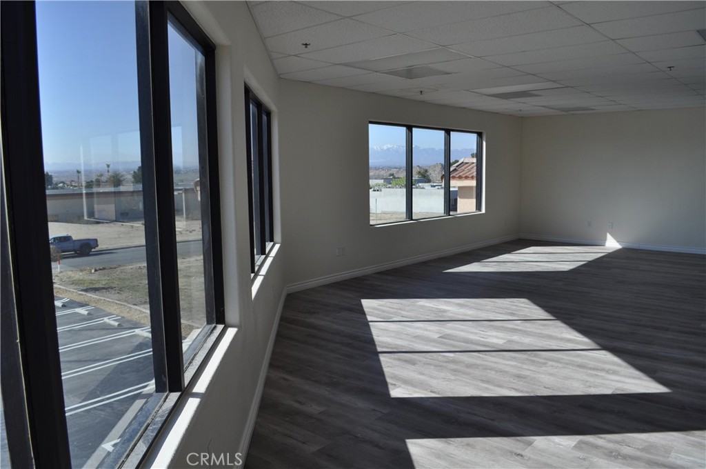 MLS #HD22117217 image #1