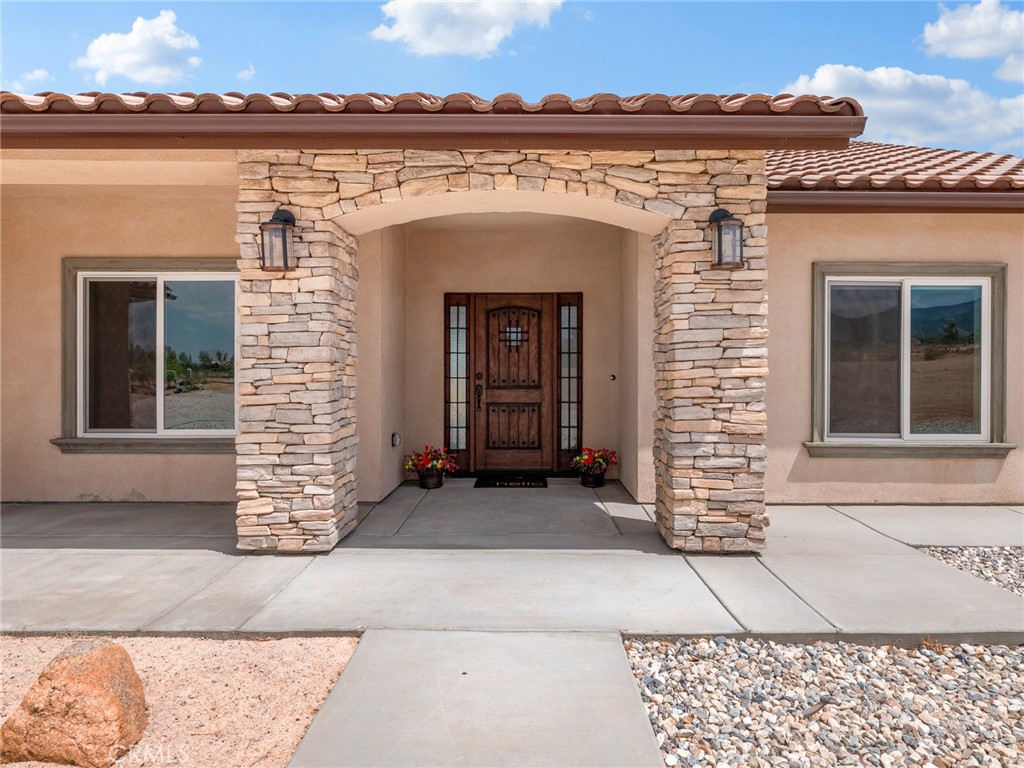 MLS #HD25191913 image #2