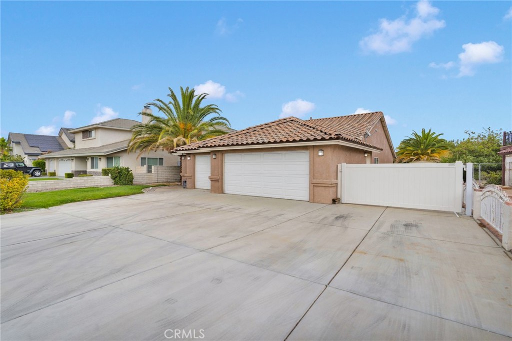 MLS #HD25193225 image #1