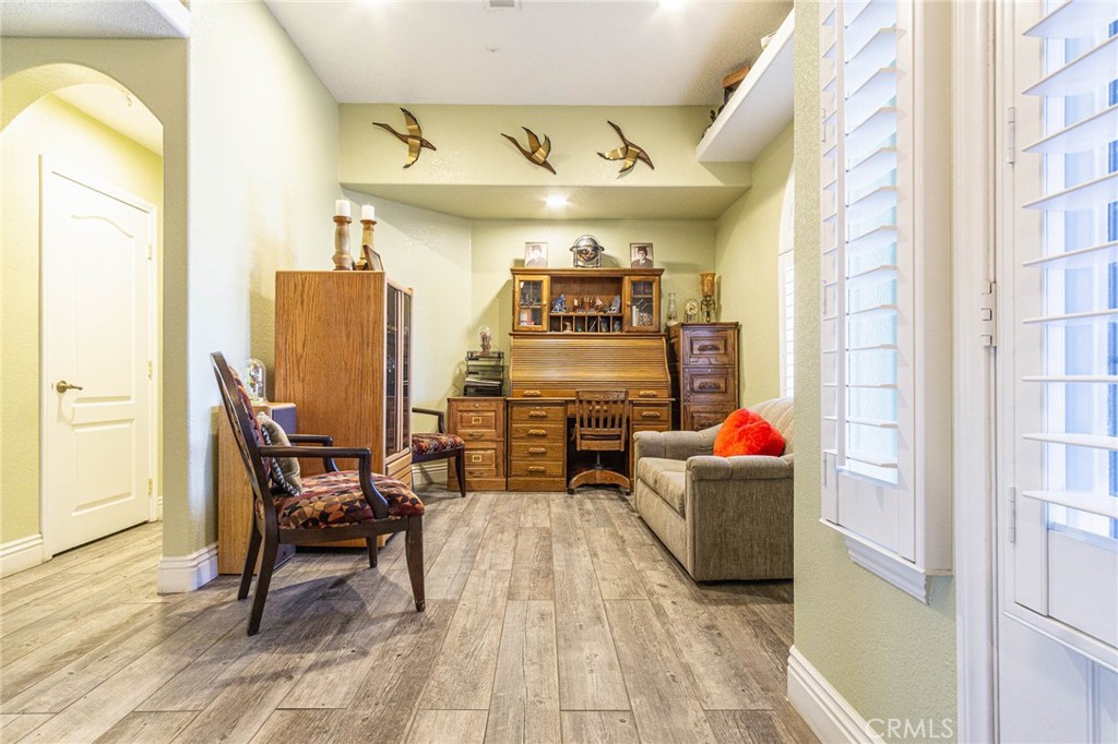 MLS #HD25202581 image #8