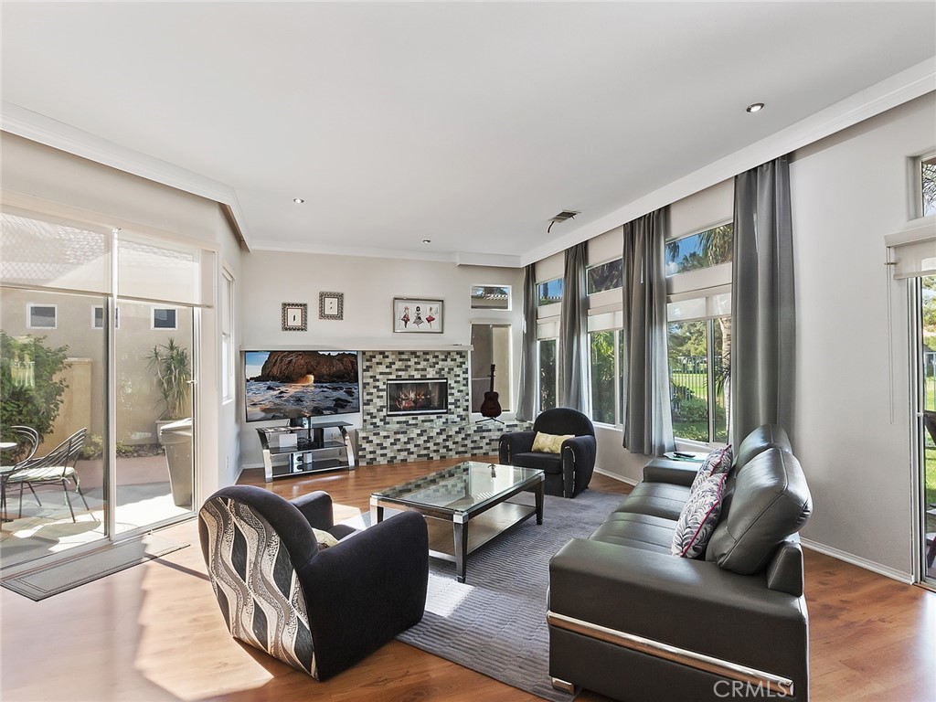 MLS #IG24219233 image #1