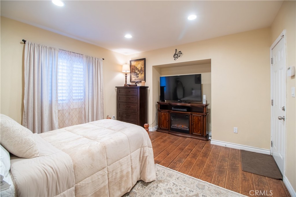 MLS #IG24233007 image #12