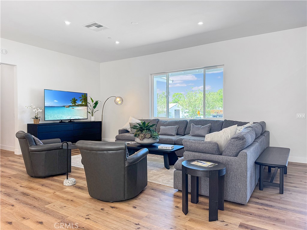 MLS #IG25037838 image #27