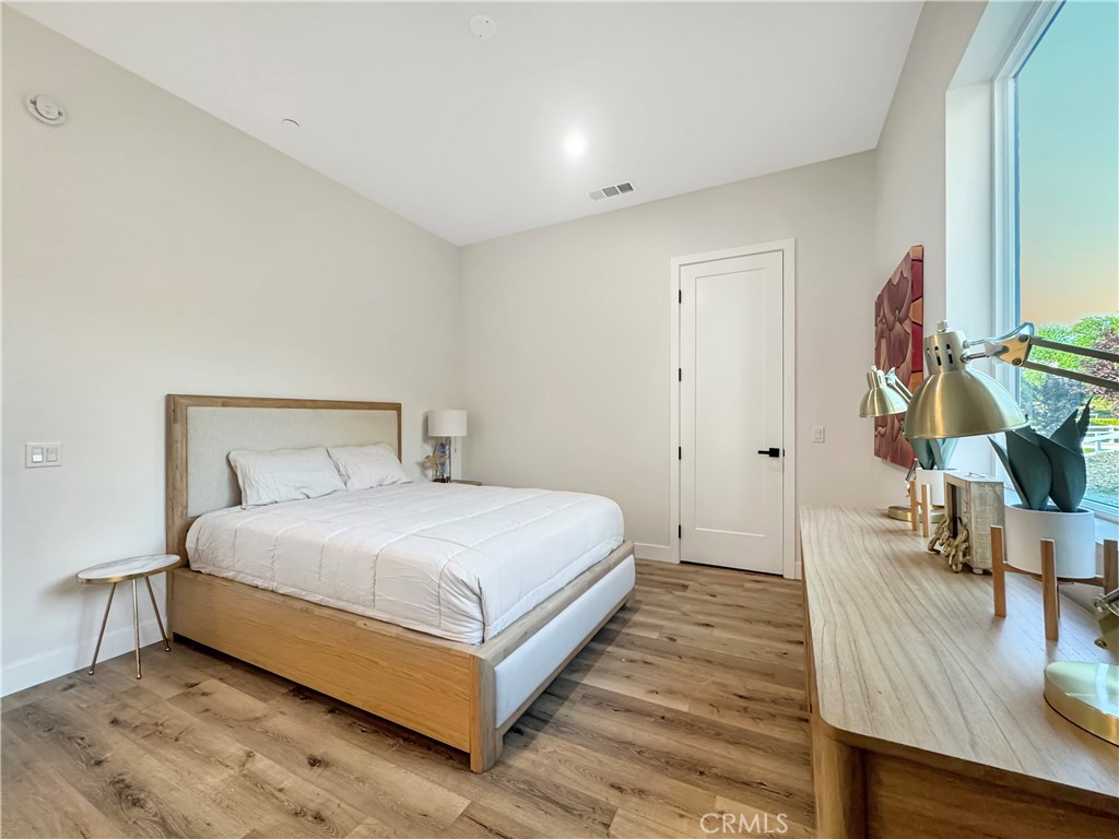 MLS #IG25037838 image #32