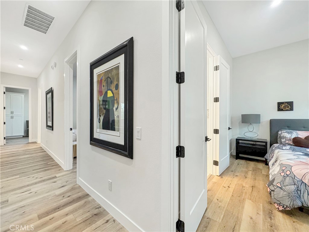 MLS #IG25037838 image #40