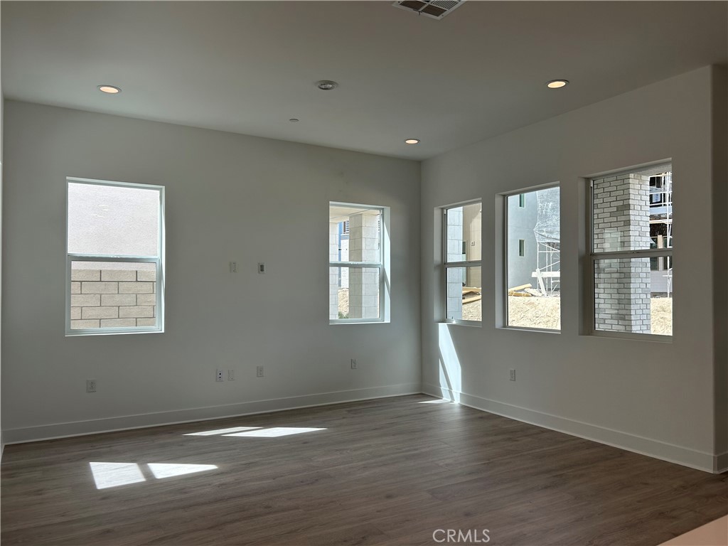 MLS #IG25043720 image #2