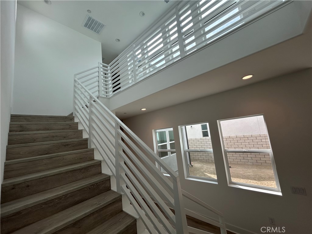 MLS #IG25043720 image #8