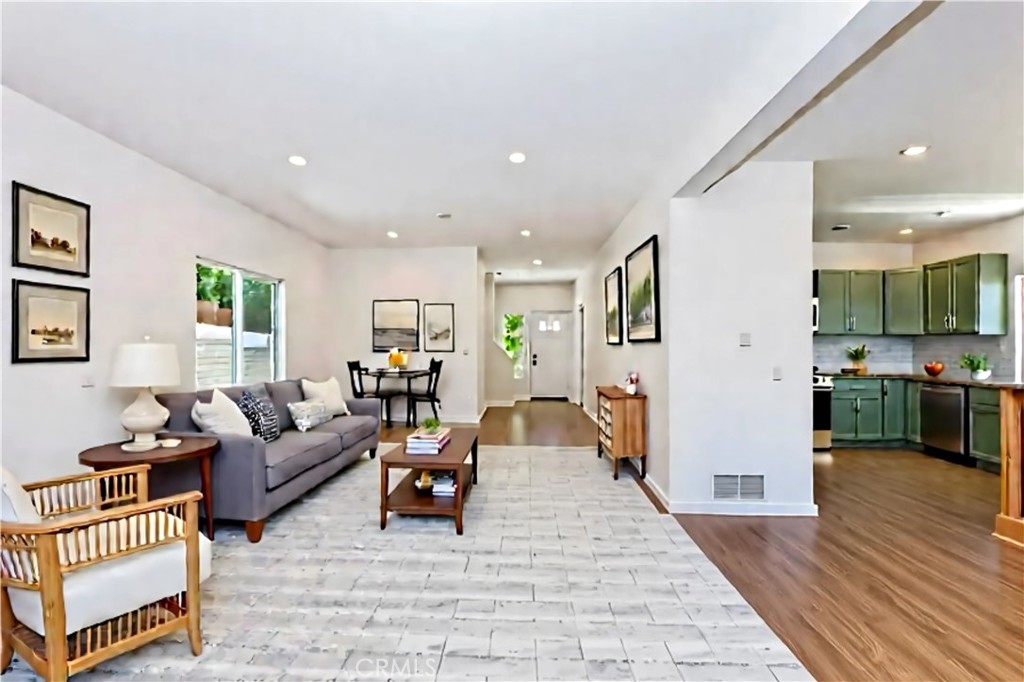 MLS #IG25119131 image #10