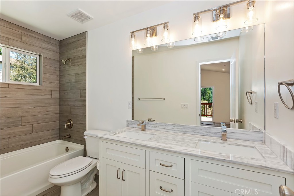 MLS #IG25119131 image #28