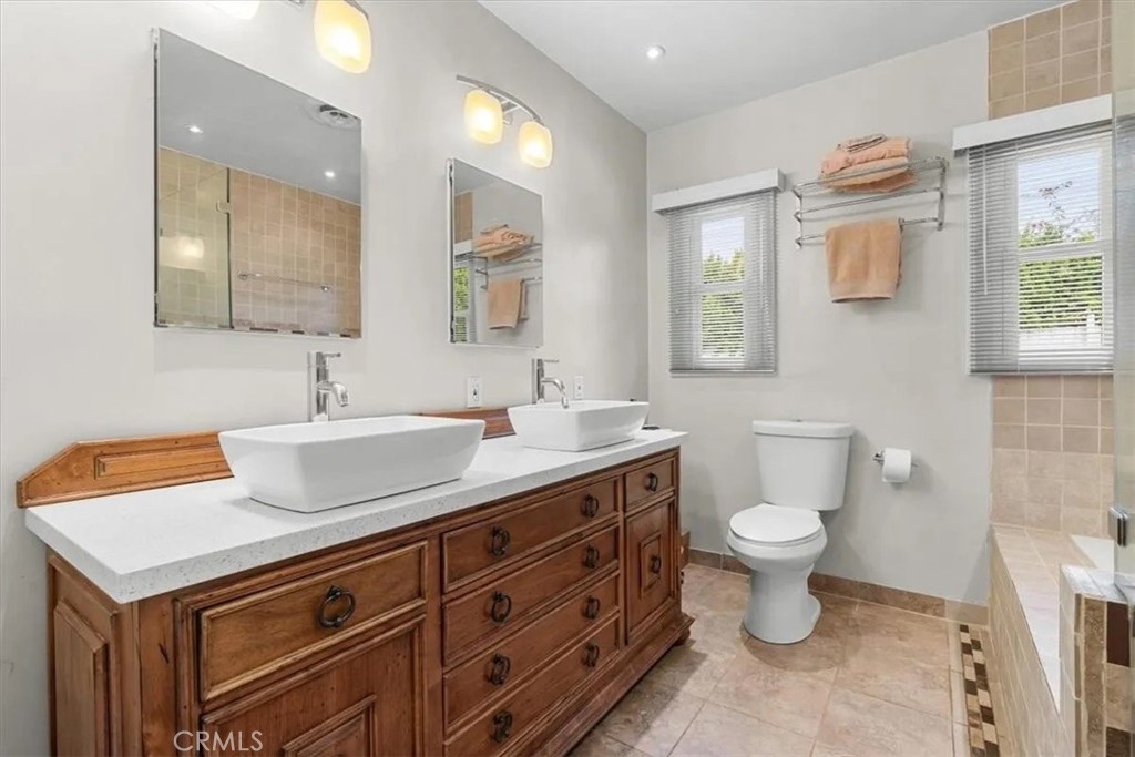 MLS #IG25124174 image #33